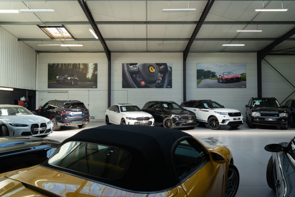 Agence Marsan {Décoration murale / VBA Automobiles}